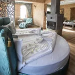 فندق مبيت وإفطار Valentina Castle
