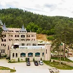 Valentina Castle