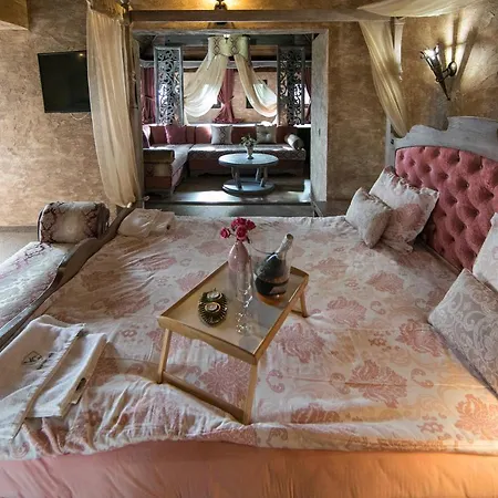 Valentina Castle Bed & Breakfast