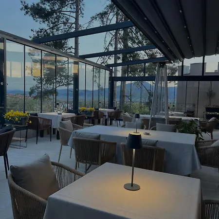 Valentina Castle Nocleg ze śniadaniem 4*