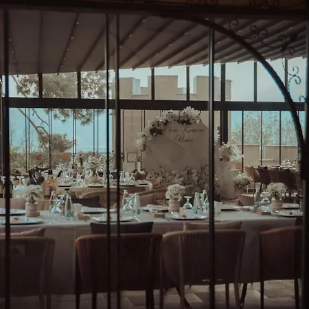 Valentina Castle Alojamento de Acomodação e Pequeno-almoço Ognyanovo (Blagoevgrad)