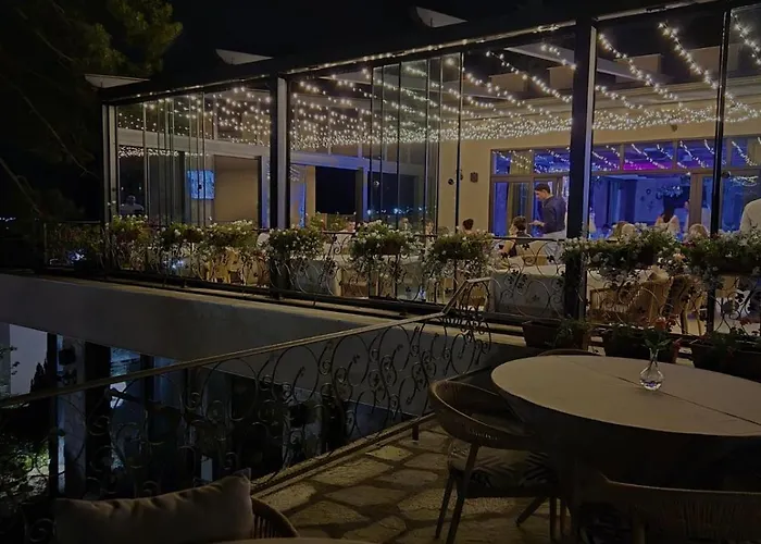 Valentina Castle Bed and breakfast 4*